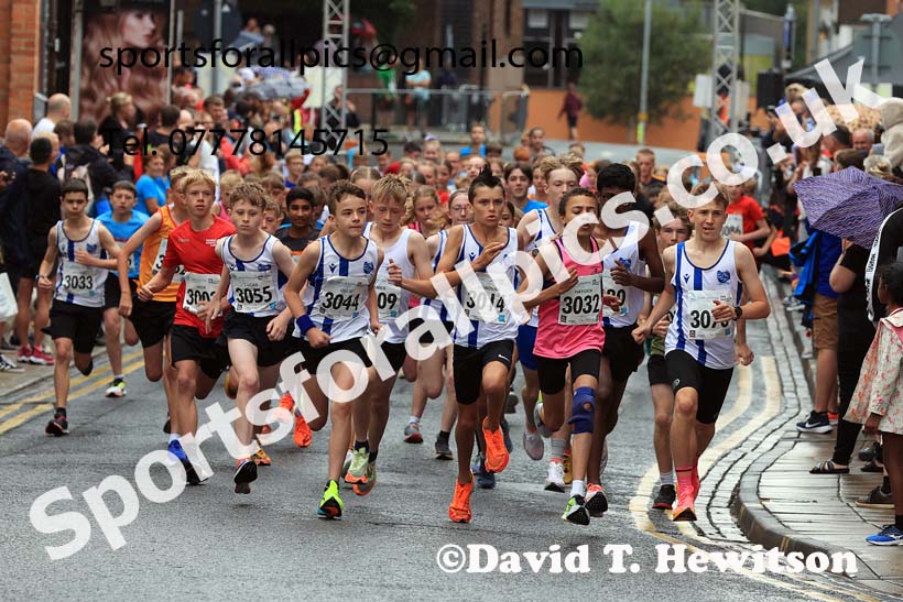 Junior 3k, 2024 Darlington 10k and Junior 3k Road Race.  Photo: David T. Hewitson/Sports for All Pics